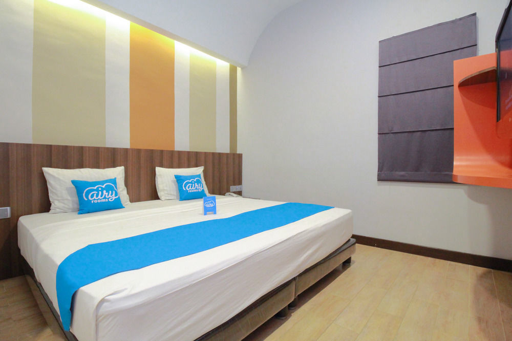 J Hotel Медан Екстериор снимка